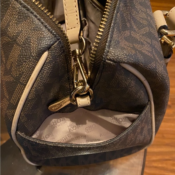 Michael Kors Monogram Satchel Women Handbag - Picture 3 of 14